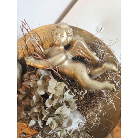 il_fullxfull.7593988891_32h1.jpg Vintage Gold Cherub Decorative Hat Box Floral Interior 10x7